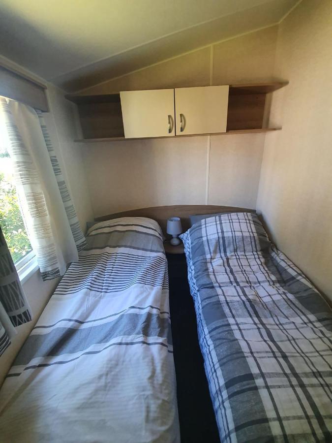 Blackmoor Farm - Caravan 3 Villa Ludchurch Dış mekan fotoğraf
